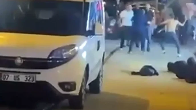 Alanyada Esnaf Kavgasi Iki Isletme Suresiz Muhurlendi