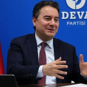 Ali Babacan AK Partiye donecek iddiasina yanit