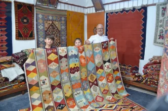 Anadolunun Kilimleri Yurt Disinda Alici Buluyor