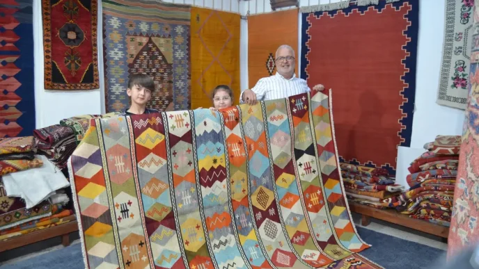 Anadolunun Kilimleri Yurt Disinda Alici Buluyor
