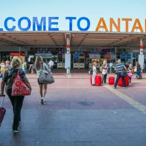 Antalya Turizmi Rekor Kirdi 14 Milyon Turist