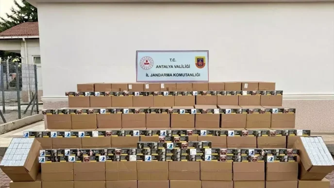 Antalyada Kacak Tutun Operasyonu 5 Milyon Makaron Ele Gecirildi