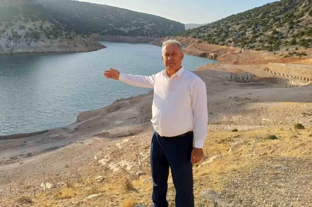 Ardil Barajindaki Su Seviyesi Dusuyor Ciftciler Magdur Oluyor