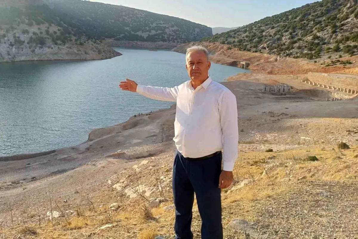 Ardil Barajindaki Su Seviyesi Dusuyor Ciftciler Magdur Oluyor