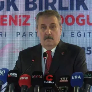 BBP Genel Baskani Destici Turkmenlere Yonelik Saldirilara Son Verilmeli