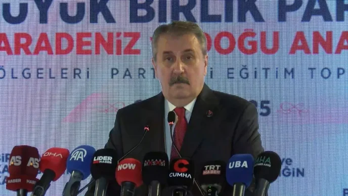 BBP Genel Başkanı Destici: Türkmenlere Yönelik Saldırılara Son Verilmeli 9 BBP Genel Baskani Destici Turkmenlere Yonelik Saldirilara Son Verilmeli