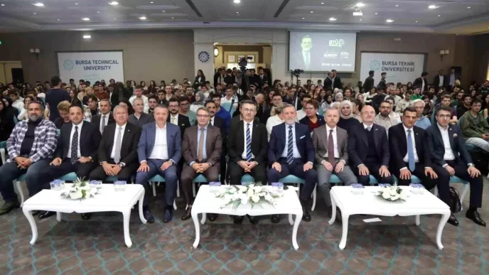 BTSO Baskani Burkay BTU Ogrencilerine Girisimcilik ve Cesaret Mesaji Verdi