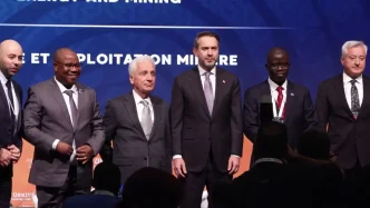 Bakan Bayraktar 2028de Turkiyenin 17 milyon hanesine enerji saglamayi hedefliyoruz