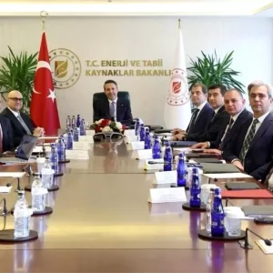Bakan Bayraktar Masdar ile Enerji Is Birligi Imkanlarini Gorustu