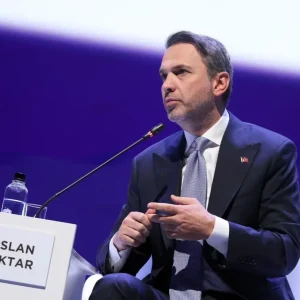 Bakan Bayraktar St Petersburg Gaz Forumunda Turkiyenin Enerji Vizyonunu Agirliyor