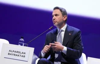 Bakan Bayraktar St Petersburg Gaz Forumunda Turkiyenin Enerji Vizyonunu Agirliyor