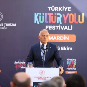 Bakan Ersoy 2026da 50 sehir festivallere ev sahipligi yapacak