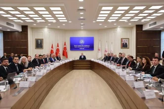 Bakan Isikhan Sendikal Haklar ve Dijital Donusum Uzerine Onemli Aciklamalar