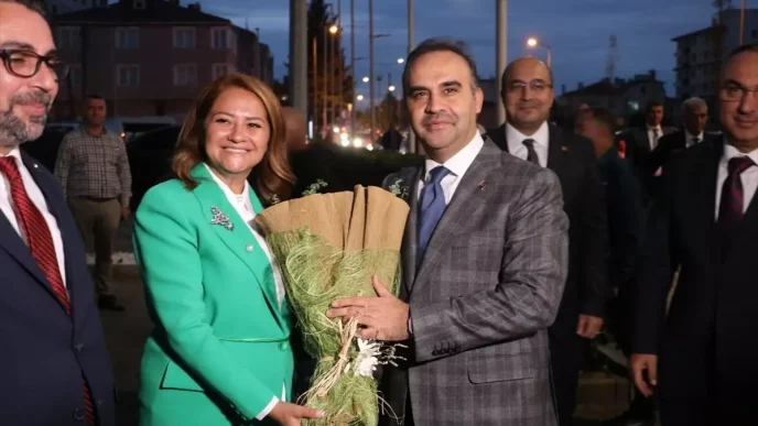 Bakan Kacir Tekirdagda Sanayicilerle Bulustu