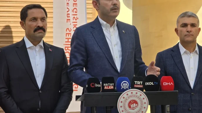 Bakan Kurum Onumuzdeki ay 350 bininci konutumuzu teslim edecegiz