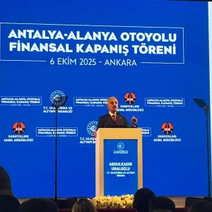 Bakan Uraloglu Antalya Alanya Otoyolu modern muhendisligin orneklerinden biri olacak
