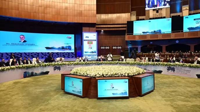 Bakan Uraloglu Bolgesel Ulastirma Bakanlari Konferansina katildi Aciklamasi