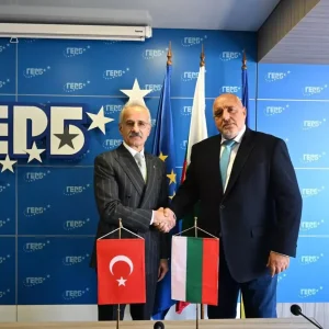 Bakan Uraloglu Bulgaristanda Borisov ile Ulasim Isbirligini Gorustu