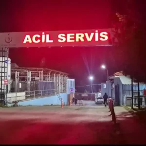 Bartinda Kaucuk Fabrikasinda Sizan Dumandan 14 Isci Hastaneye Kaldirildi