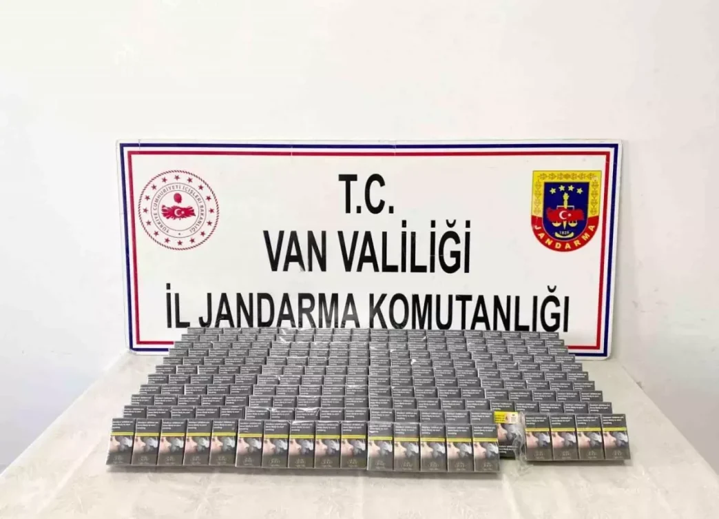 Baskalede 1470 Paket Kacak Sigara Ele Gecirildi