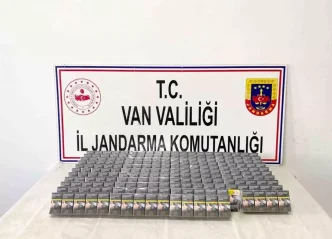 Baskalede 1470 Paket Kacak Sigara Ele Gecirildi