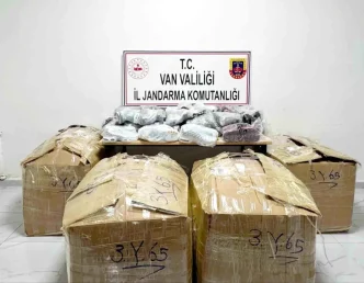 Baskalede Gumruk Kacagi Esya Ele Gecirildi