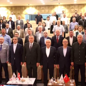 Baskan Condur Turkiye dunya zeytinyagi uretiminde ikinci sirada yer aliyor