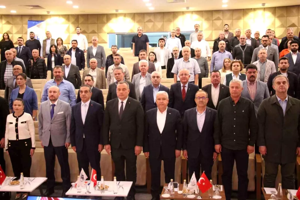 Baskan Condur Turkiye dunya zeytinyagi uretiminde ikinci sirada yer aliyor