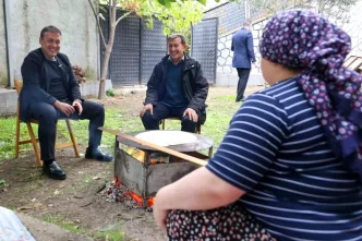 Bilecik Valisi Faik Oktay Sozer Kuplu Koyunde Vatandaslarla Bulustu