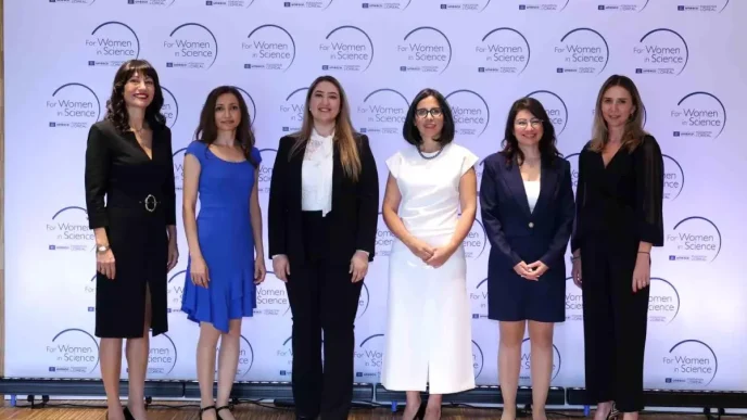 Bilim Kadinlari Icin Programinin 20 yili asan yolculugu kitap oldu