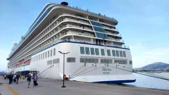 Bodruma Dev Yolcu Gemisi Ile Gelen 1194 Turist