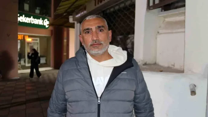 Bozuk Balik Iadesi Isteyen Adam Balikci Tarafindan Darp Edildi
