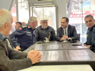 Bozuyuk Carsisinda Protokol Uyelerinden Esnafa Moral Ziyareti