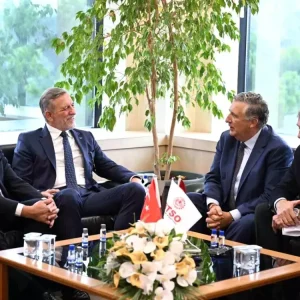 Bursa ile Ispanya Arasinda Yeni Ticari Is Birligi