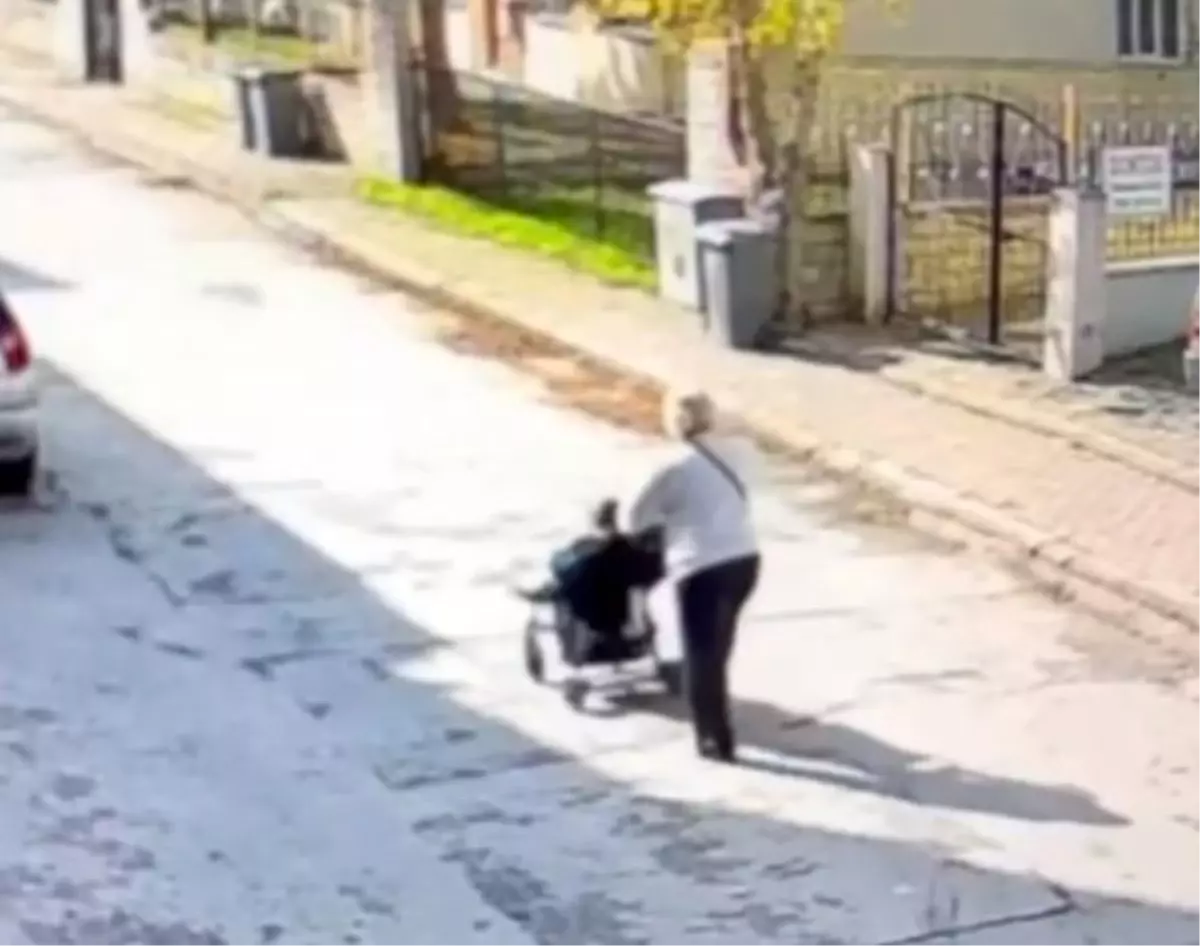 Bursa'da İş Adamının Para Dolu Çantasını Kayıp Kadın Aldı 3 Bursada Is Adaminin Para Dolu Cantasini Kayip Kadin Aldi