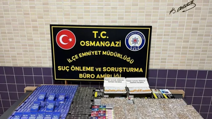 Bursada Kacak Tutun Operasyonu 22 Bin 300 Makaron ve Bin