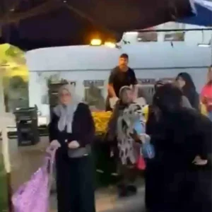 Bursada Semt Pazarinda Hirsizlik Girisimi Panige Neden Oldu