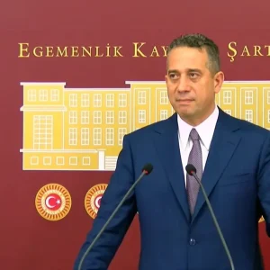 CHPden 2026 Butcesine Sert Elestiri Faiz Giderleri 27 Trilyon Lira