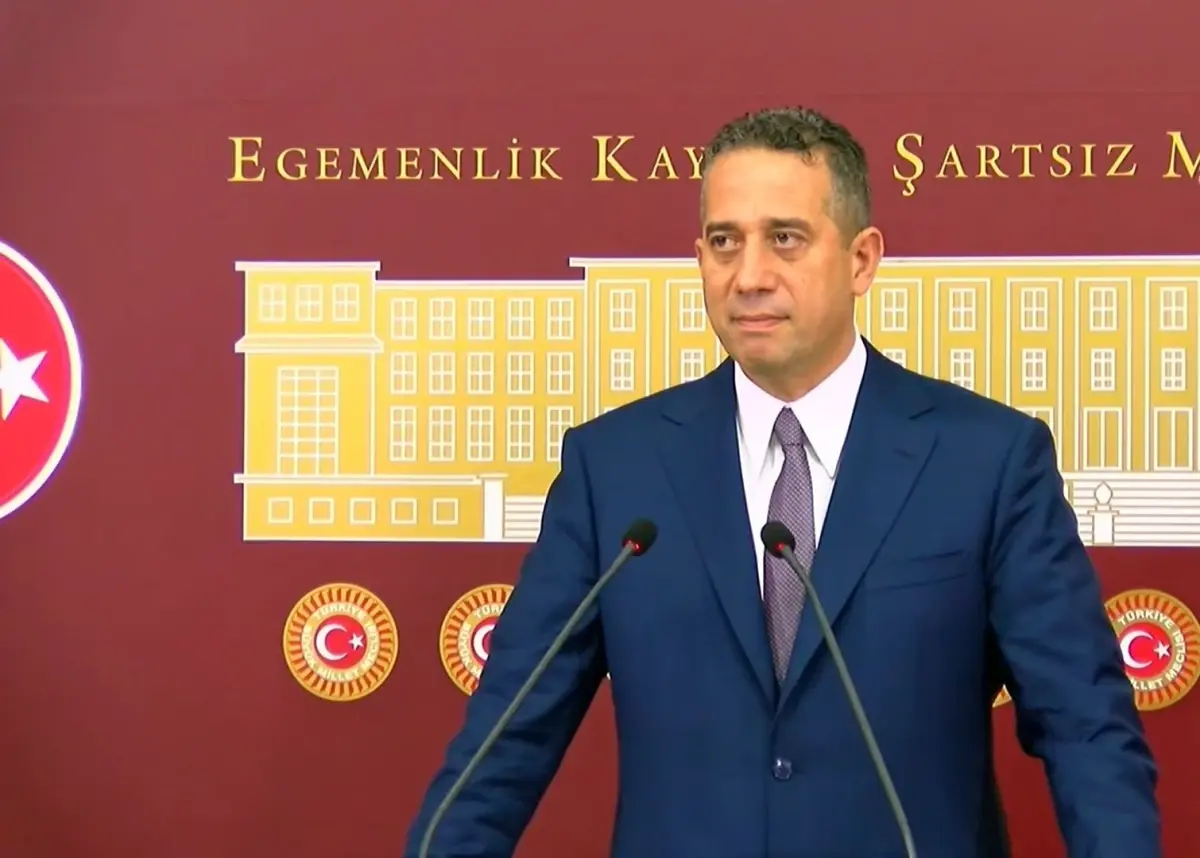 CHPden 2026 Butcesine Sert Elestiri Faiz Giderleri 27 Trilyon Lira