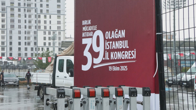 CHP'nin 39. Olağan İstanbul İl Kongresi başladı! Özgür Özel de katılacak