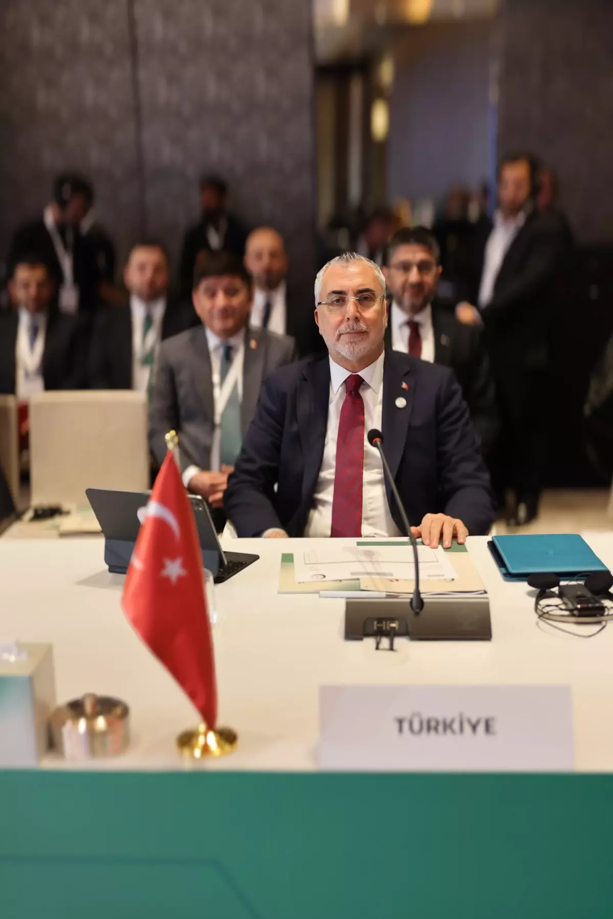 Calisma Bakani Isikhan IIT Calisma Bakanlari Konferansina Katildi