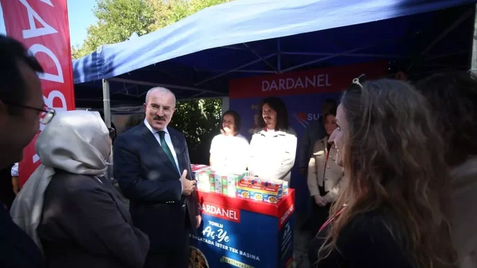 Canakkalede Dunya Gida Gunu Etkinligi Duzenlendi