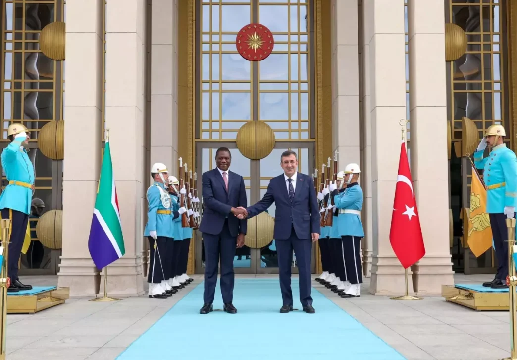 Cevdet Yilmaz Guney Afrika ile 5 milyar dolar hedefimize kisa