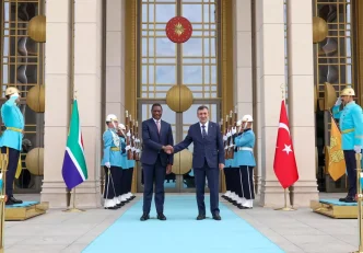 Cevdet Yilmaz Guney Afrika ile 5 milyar dolar hedefimize kisa