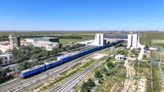Cin Mogolistan Erenhot Limanindan 20 Milyon Ton Kargo Tasidi