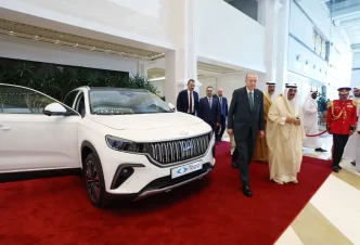 Cumhurbaskani Erdogan Kuveyt Emiri Mesal el Ahmed el Cabir es Sabaha Togg hediye