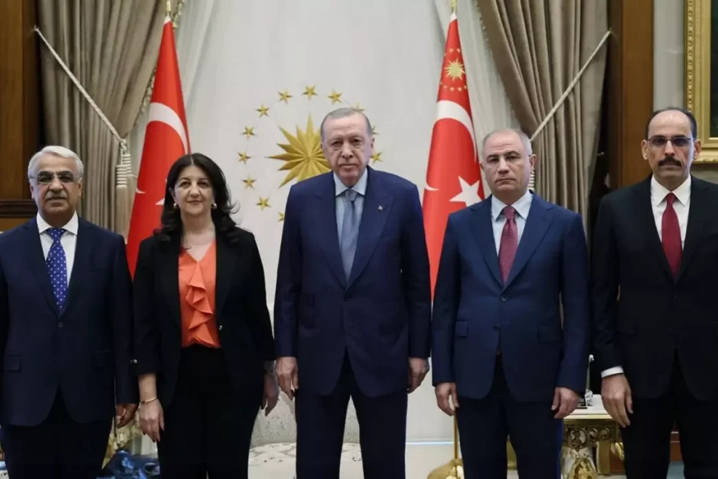 Cumhurbaskani Erdogan ile DEM Parti heyeti arasindaki gorusme ertelendi
