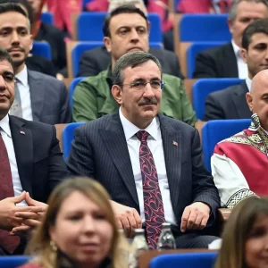 Cumhurbaskani Yardimcisi Yilmaza Duzce Universitesinde fahri profesorluk unvani verildi