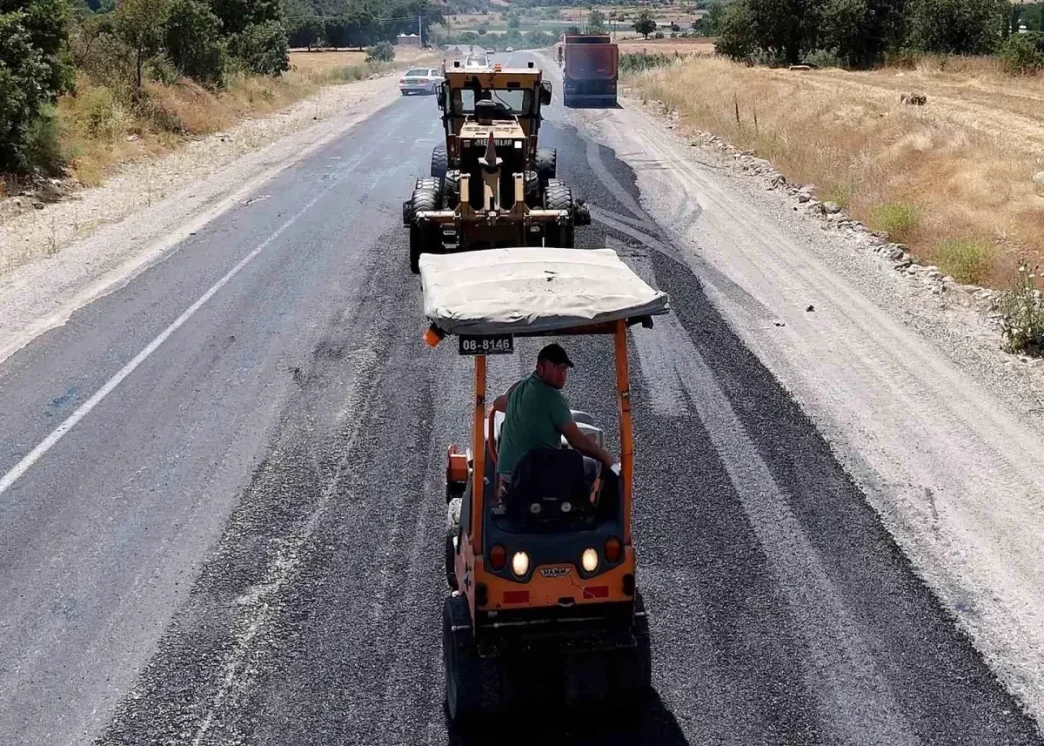 Demirci Selendi Yolu icin Yeni Ihale Sureci Basliyor