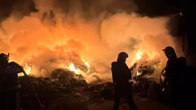 Denizlideki Tekstil Fabrikasinda Yangin Haberler